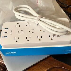 Anker 351 A9192 Surge Protector Power Strip with USB Ports